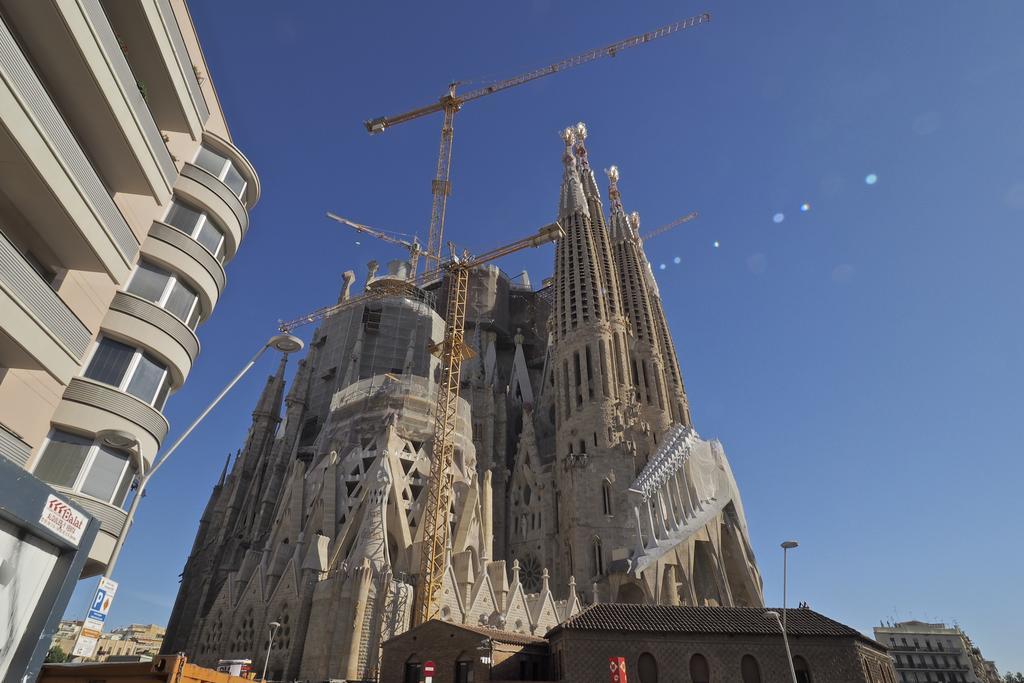 Sunny Apartments Barcelona Exterior photo